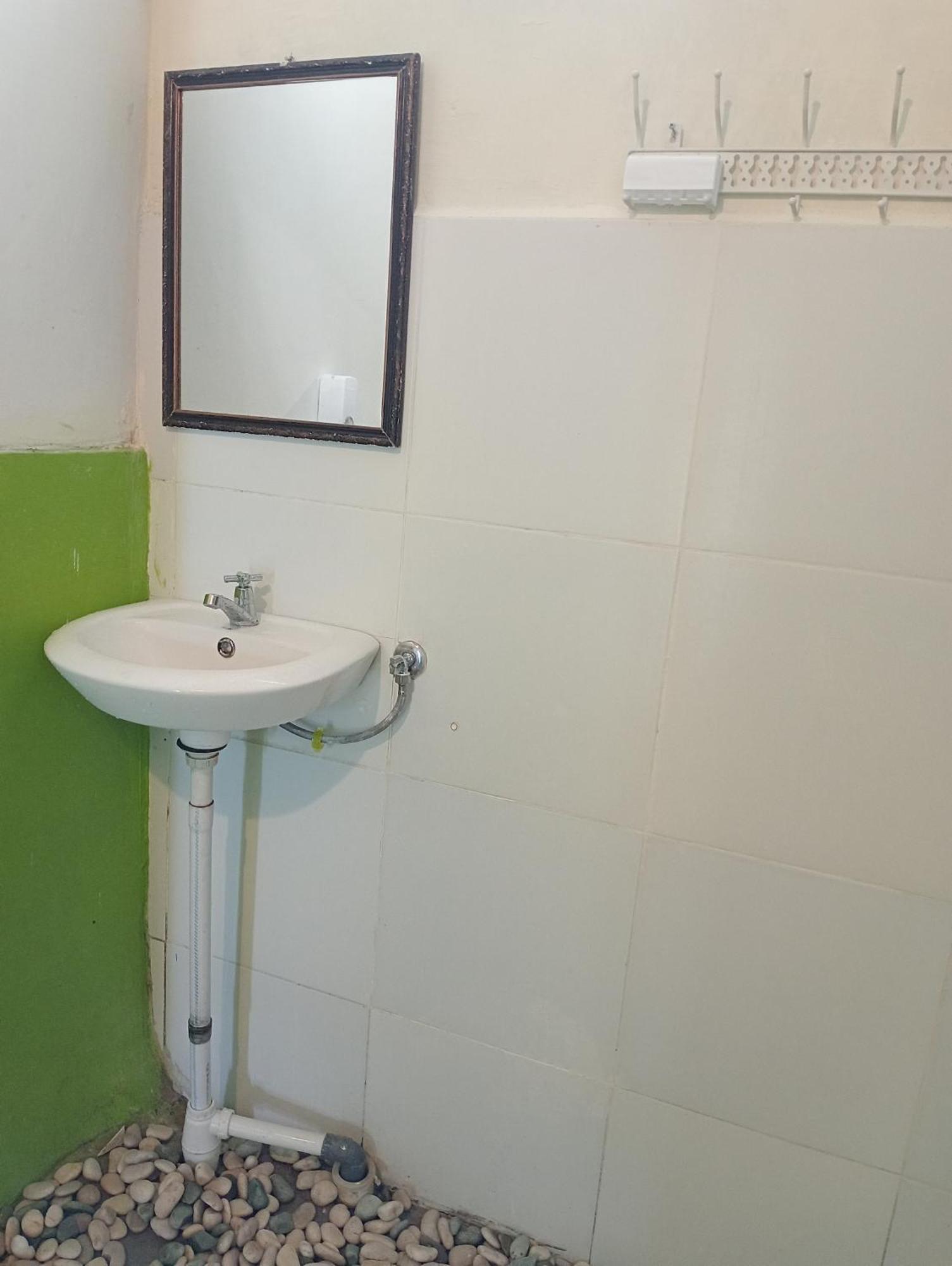 The Daun Puntik Homestay Pemenang Exteriör bild