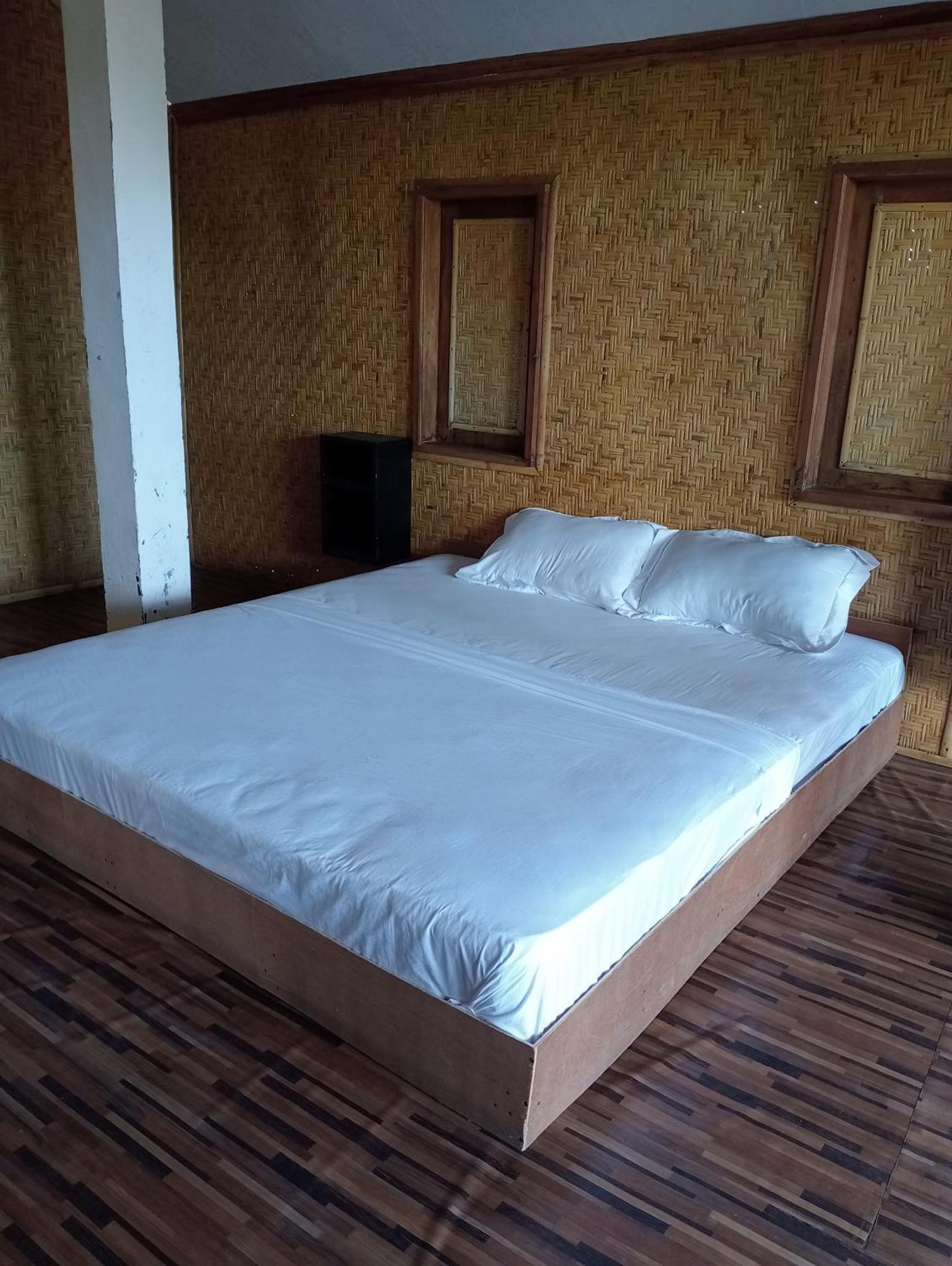 The Daun Puntik Homestay Pemenang Exteriör bild